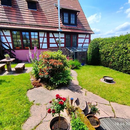 Ferienhaus Marré - mit Grill, Feuerstelle und Gartensauna Waldbrunn  Exterior foto
